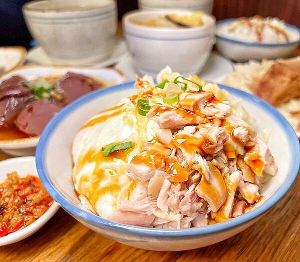 LINE_ALBUM_兩津號雞肉飯_230425_13.jpg
