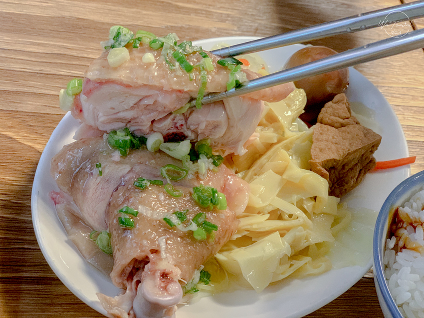 板橋新埔站美食兩津號雞肉飯 超高質感小吃店x排隊美食 - 微笑娃生活旅行