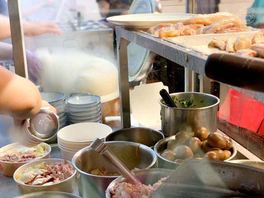 板橋新埔站美食兩津號雞肉飯 超高質感小吃店x排隊美食 - 微笑娃生活旅行