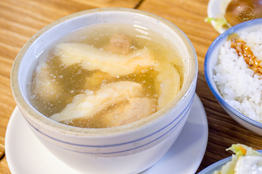 板橋新埔站美食兩津號雞肉飯 超高質感小吃店x排隊美食 - 微笑娃生活旅行