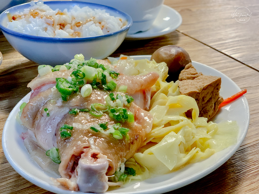 板橋新埔站美食兩津號雞肉飯 超高質感小吃店x排隊美食 - 微笑娃生活旅行