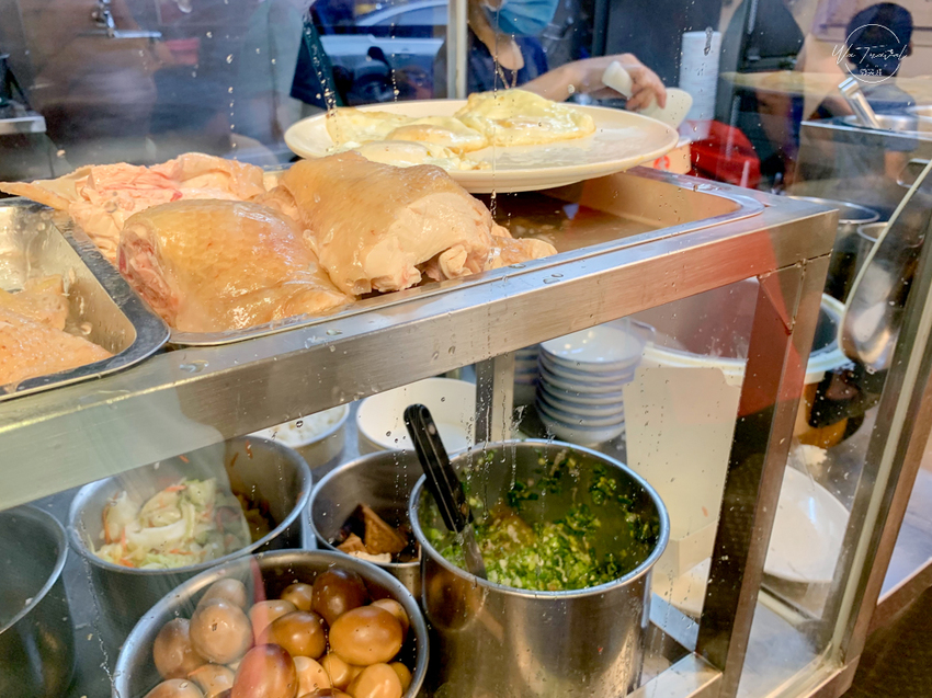 板橋新埔站美食兩津號雞肉飯 超高質感小吃店x排隊美食 - 微笑娃生活旅行