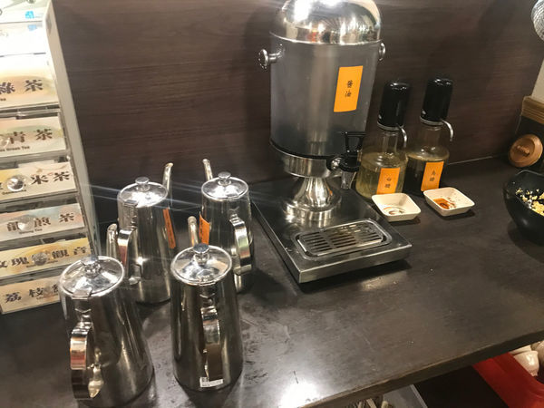 青埔-華泰逛累，300元/人高CP海陸火鍋