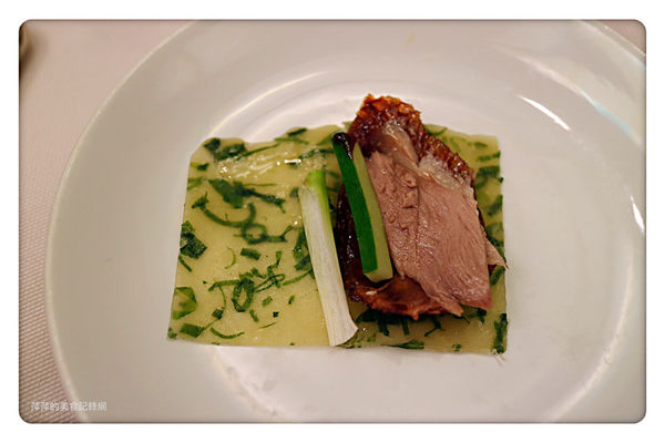 【台北美食】華泰王子飯店  九華樓 ~ 全鴨宴❤️ 一鴨九吃超豐盛 - 捷運中山國小站