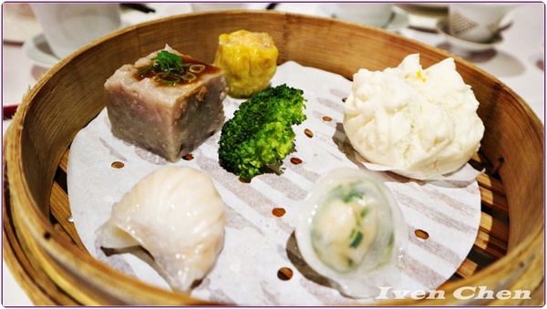 華泰王子大飯店(九華樓):《台北中山區港式美食》一個人也可以優雅品嚐精緻道地的港點集套餐-『華泰王子大飯店-九華樓』