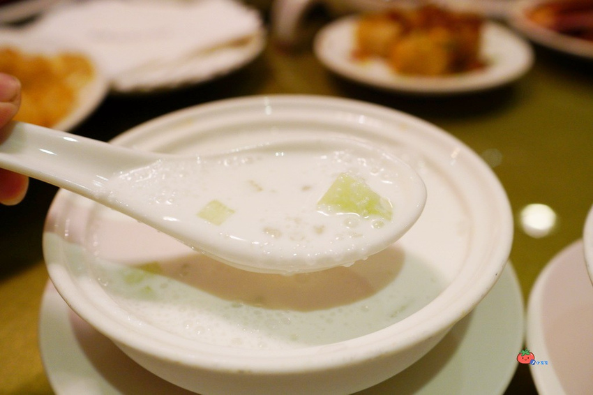 【台北烤鴨餐廳推薦】九華樓 道地粵菜港點 華泰王子飯店 一鴨三吃名店 包廂