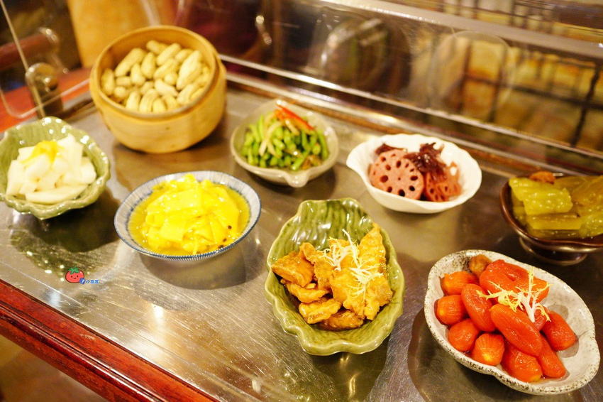 【台北烤鴨餐廳推薦】九華樓 道地粵菜港點 華泰王子飯店 一鴨三吃名店 包廂