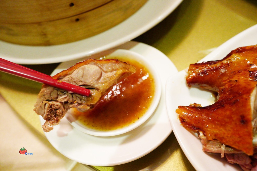 【台北烤鴨餐廳推薦】九華樓 道地粵菜港點 華泰王子飯店 一鴨三吃名店 包廂
