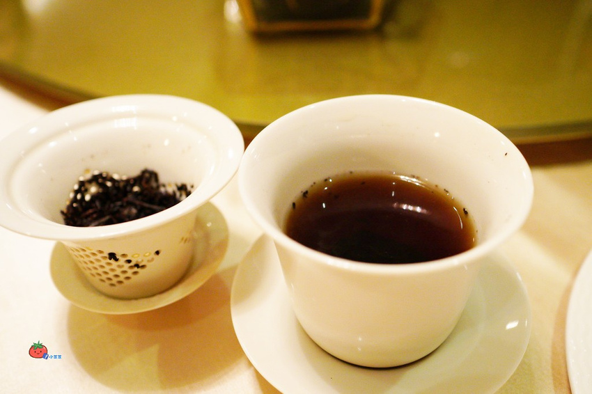 【台北烤鴨餐廳推薦】九華樓 道地粵菜港點 華泰王子飯店 一鴨三吃名店 包廂