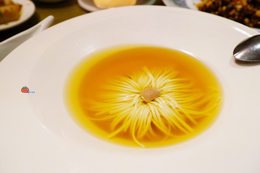 【台北烤鴨餐廳推薦】九華樓 道地粵菜港點 華泰王子飯店 一鴨三吃名店 包廂