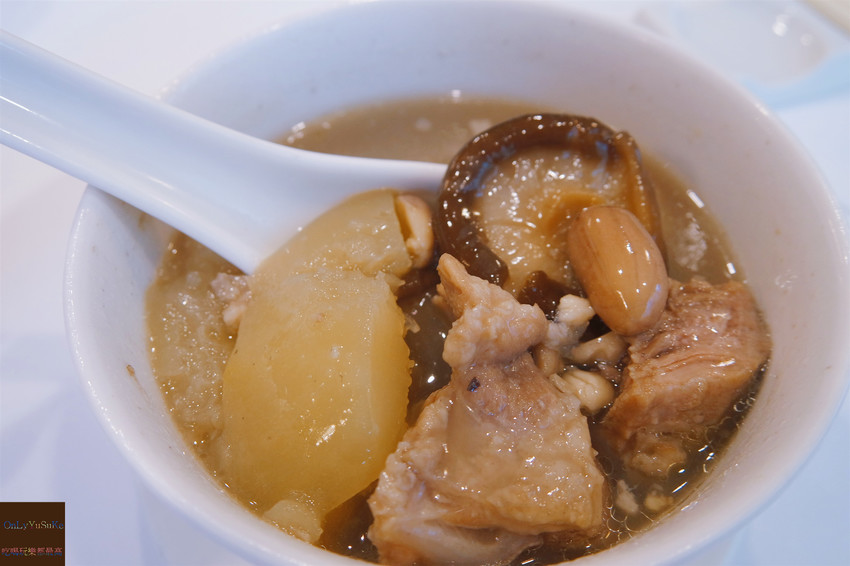 FoOd台北【Gloria Prince Hotel Taipei 華泰王子大飯店】九華樓港點集吃得到精緻的港式風味