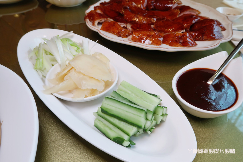 台北中山區美食推薦!華泰王子大飯店九華樓,華泰片皮鴨一鴨三吃