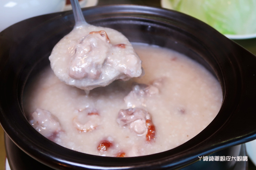 台北中山區美食推薦！華泰王子大飯店九華樓，華泰片皮鴨一鴨三吃