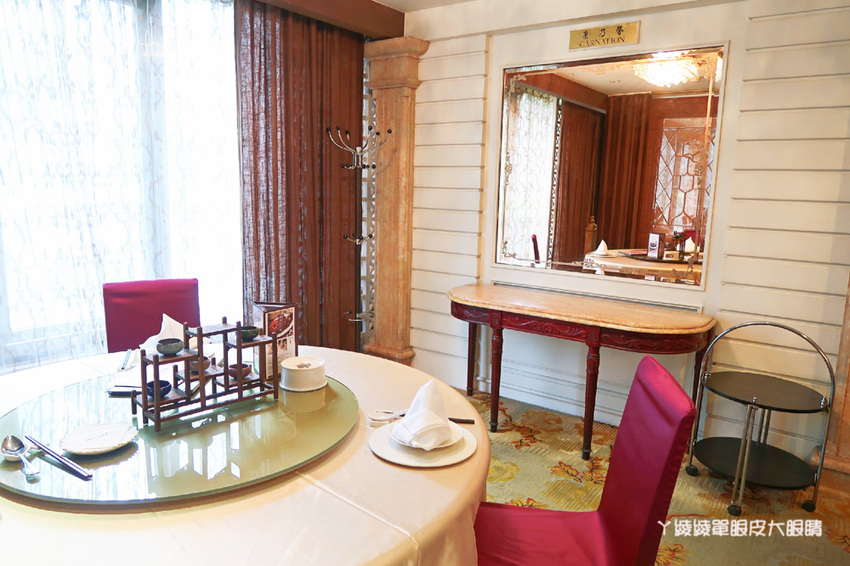 台北中山區美食推薦!華泰王子大飯店九華樓,華泰片皮鴨一鴨三吃