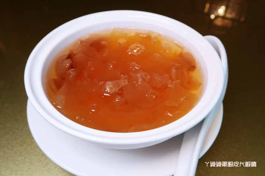 台北中山區美食推薦！華泰王子大飯店九華樓，華泰片皮鴨一鴨三吃