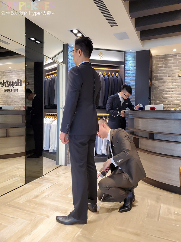 elegazzle價格,EZ西服,ez西服價位,ez西服價格ptt,ez西服台中,ez西裝價格,制服訂做 台中,台中 EZ西服,台中男士西服,台中西服,台中西服訂製,台中訂做西裝,台中訂製西裝,客製化3D量身訂製西服,西服先生,訂做西裝 台中,訂製西裝,訂製西裝 台中 @強生與小吠的Hyper人蔘~