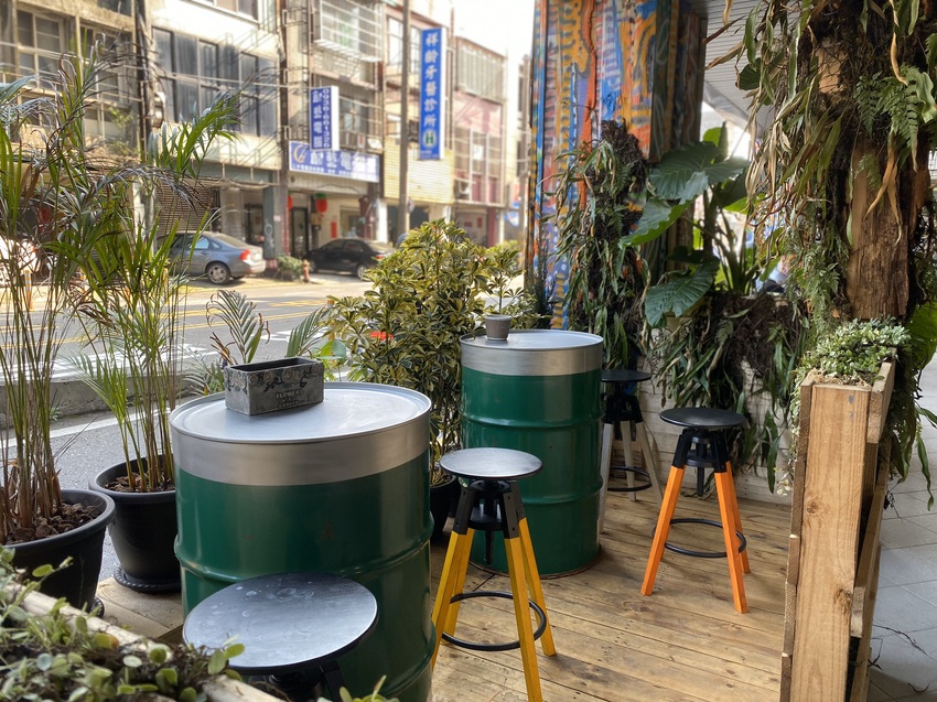 桃園中壢住宿│JS-Hotel捷適商旅-藝術文旅 小資旅行/寵物友善/中原夜市/中平商圈