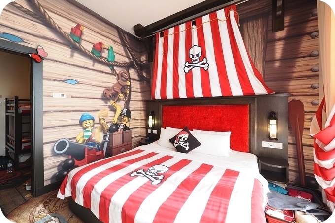 ▋台南景點 ▋烏樹林糖廠。火車迷必看!坐五分車逛甘蔗田吃糖廠冰棒,還能順遊吃超美味的東山鴨頭!