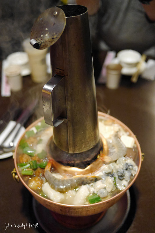 火鍋●四平小館酸菜白肉鍋@松江南京站(附菜單)