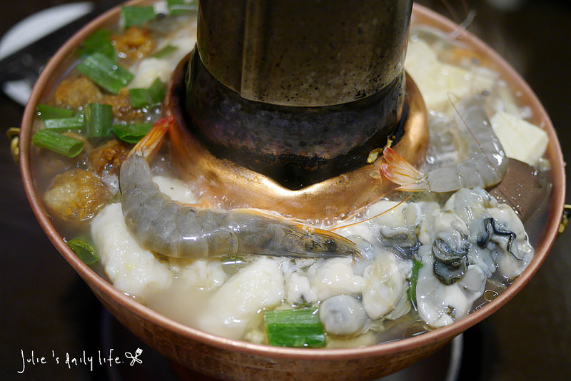 火鍋●四平小館酸菜白肉鍋@松江南京站(附菜單)