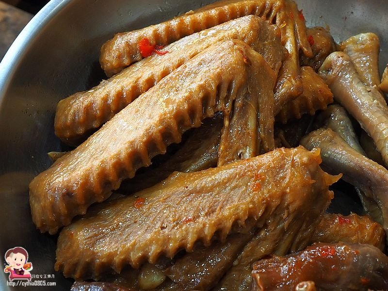 桃園平鎮美食-田媽媽傳統滷味-乾式滷味香滑好吃,屢屢得勝常拿冠軍 (邀約) @民宿女王芽月-美食.旅遊.全台趴趴走