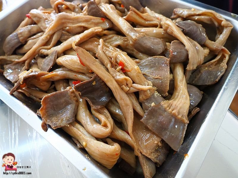 桃園平鎮美食-田媽媽傳統滷味-乾式滷味香滑好吃,屢屢得勝常拿冠軍 (邀約) @民宿女王芽月-美食.旅遊.全台趴趴走