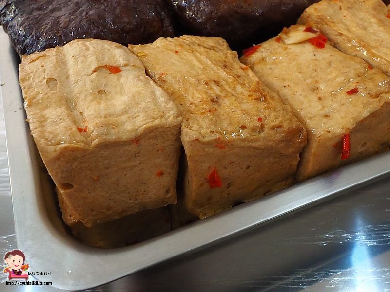 桃園平鎮美食-田媽媽傳統滷味-乾式滷味香滑好吃,屢屢得勝常拿冠軍 (邀約) @民宿女王芽月-美食.旅遊.全台趴趴走