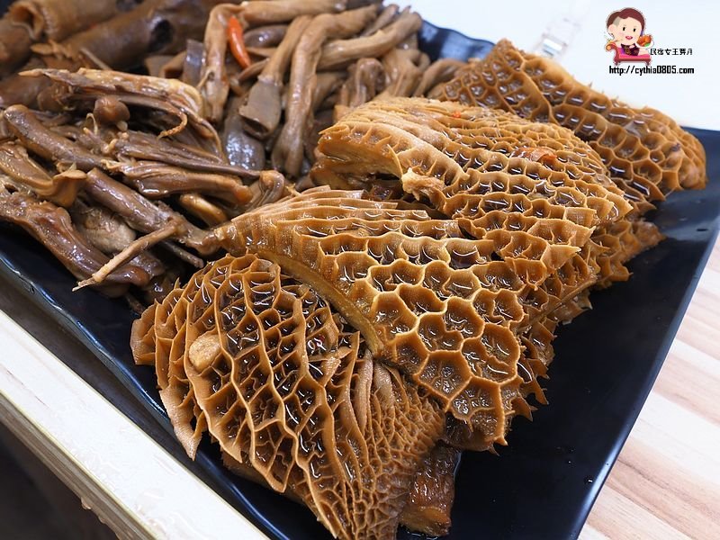 桃園平鎮美食-田媽媽傳統滷味-乾式滷味香滑好吃,屢屢得勝常拿冠軍 (邀約) @民宿女王芽月-美食.旅遊.全台趴趴走