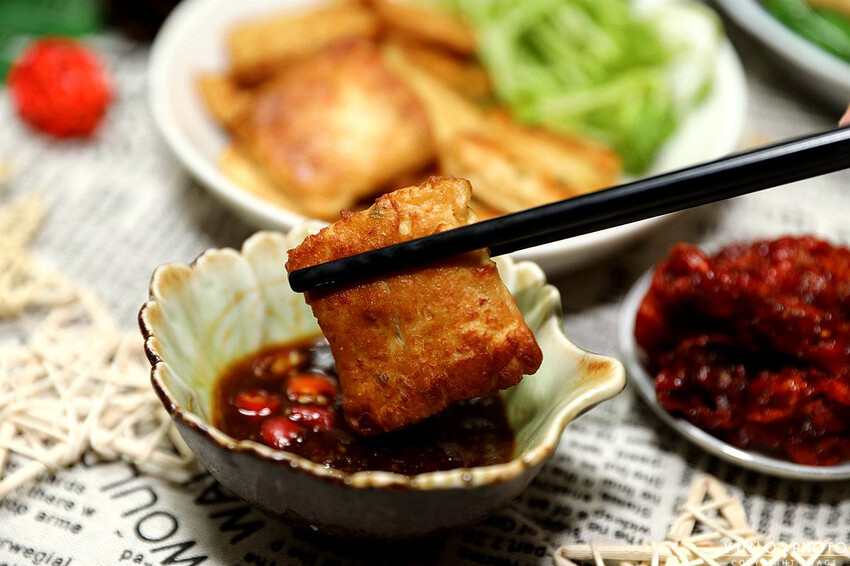 新北市五股區不用飛韓國也能享受100%韓劇美食！韓國水協綜合魚板湯包、魚板串、傳統四角魚板｜韓英國際