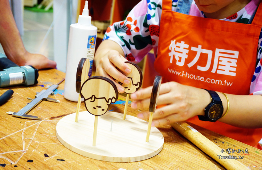 台中室內景點》HELLO KITTY迷快來看！特力屋聯名三麗鷗推出超可愛DIY木作課程,IG拍照熱門打卡景點！準備好記憶體大拍特拍！ - 小潔趴趴走旅遊札記