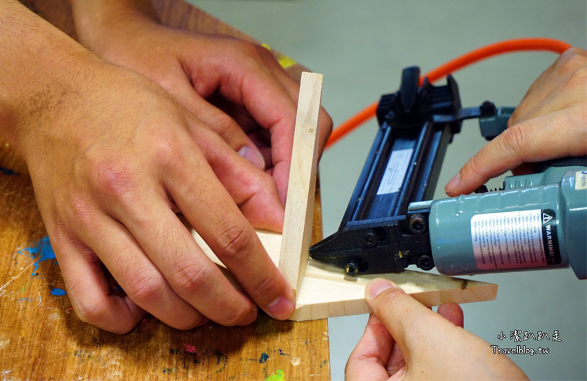 台中室內景點》HELLO KITTY迷快來看！特力屋聯名三麗鷗推出超可愛DIY木作課程,IG拍照熱門打卡景點！準備好記憶體大拍特拍！ - 小潔趴趴走旅遊札記