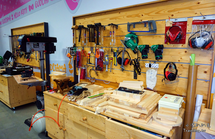 台中室內景點》HELLO KITTY迷快來看！特力屋聯名三麗鷗推出超可愛DIY木作課程,IG拍照熱門打卡景點！準備好記憶體大拍特拍！ - 小潔趴趴走旅遊札記