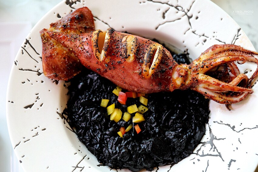 都市叢林浪漫綠意花園!好吃又好拍夢幻景觀餐廳|托斯卡尼尼義大利庭園餐廳(桃園中正藝文特區)