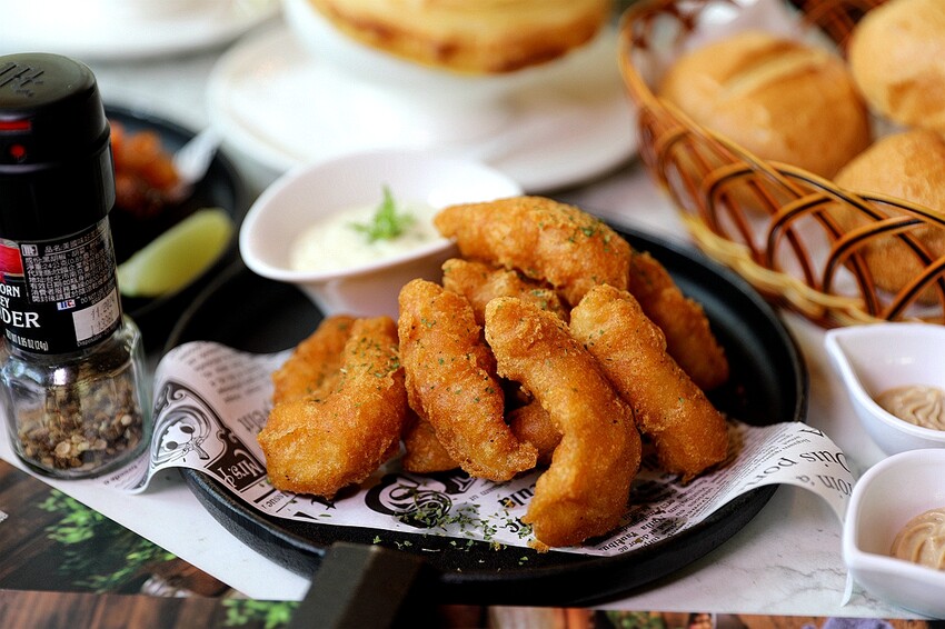 都市叢林浪漫綠意花園!好吃又好拍夢幻景觀餐廳|托斯卡尼尼義大利庭園餐廳(桃園中正藝文特區)