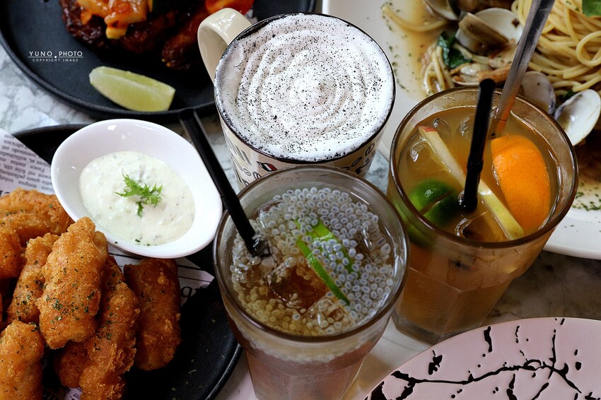 都市叢林浪漫綠意花園!好吃又好拍夢幻景觀餐廳|托斯卡尼尼義大利庭園餐廳(桃園中正藝文特區)