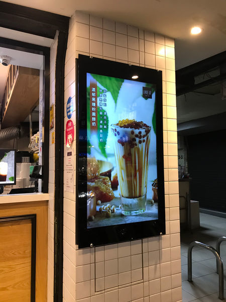 (國父紀念館)超隱藏版優惠~每月17日才有~全系列買一送一!東區超人氣飲料一起喝吧!-Like17