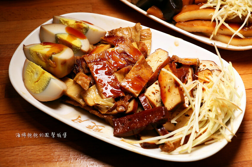 雙月食品社｜蟬聯3年米其林必比登、台北最強雞湯、元氣鱸魚湯、愛恨椒芝麵、菜單價位(捷運善導寺站)