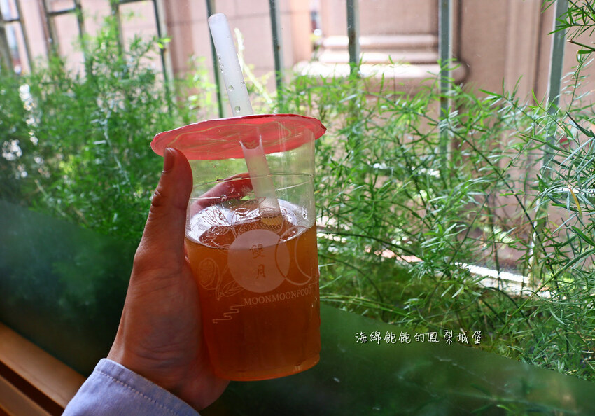 雙月食品社｜蟬聯3年米其林必比登、台北最強雞湯、元氣鱸魚湯、愛恨椒芝麵、菜單價位(捷運善導寺站)