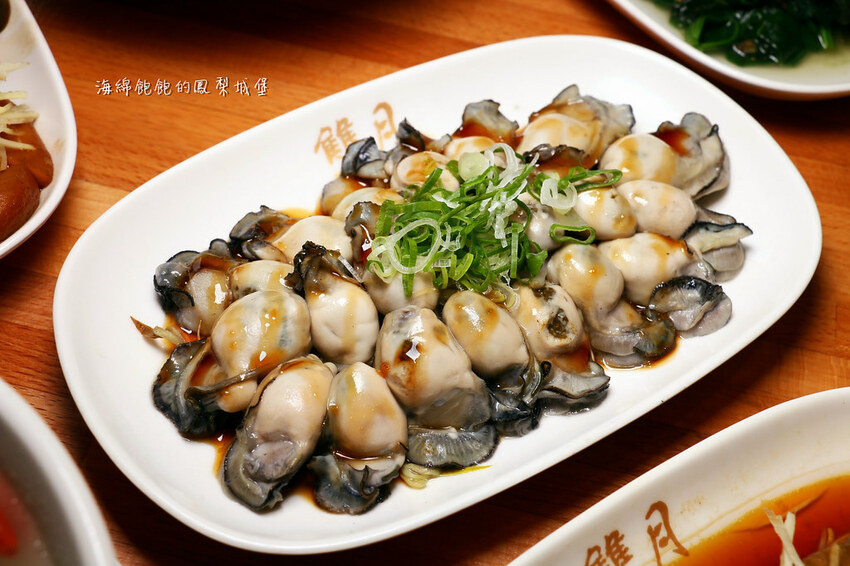 雙月食品社｜蟬聯3年米其林必比登、台北最強雞湯、元氣鱸魚湯、愛恨椒芝麵、菜單價位(捷運善導寺站)