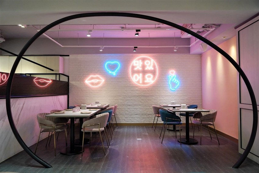 台北東區巷弄新開幕韓式料理『饗韓 食尚韓食』,免費韓服體驗、網美打卡牆讓你拍個夠,喜愛韓式料理的朋友又多一個選擇啦! - 阿華田的美食日記