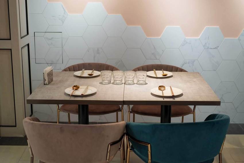 台北東區巷弄新開幕韓式料理『饗韓 食尚韓食』,免費韓服體驗、網美打卡牆讓你拍個夠,喜愛韓式料理的朋友又多一個選擇啦! - 阿華田的美食日記