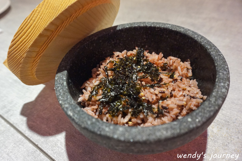 台北大安 | 饗韓食尚韓食,好吃的炸雞料理+免費韓服拍照,哈韓族必備名單