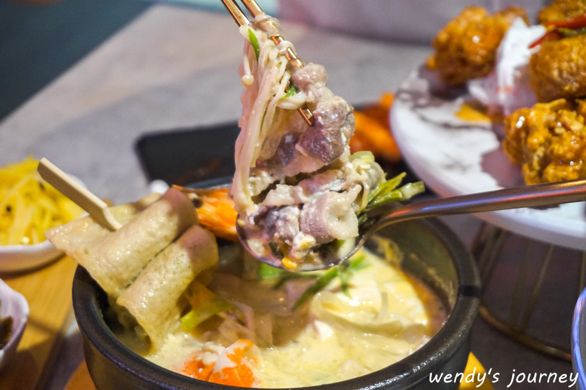 台北大安 | 饗韓食尚韓食,好吃的炸雞料理+免費韓服拍照,哈韓族必備名單