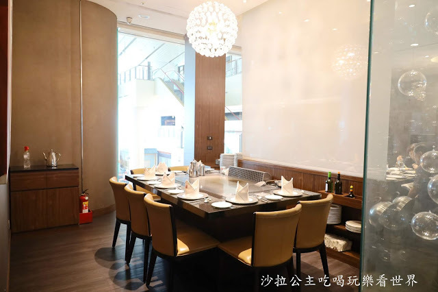 東區美食『紅花鐵板燒(SOGO復興店)』外帶便當/高雅包廂/菜單/捷運忠孝復興站