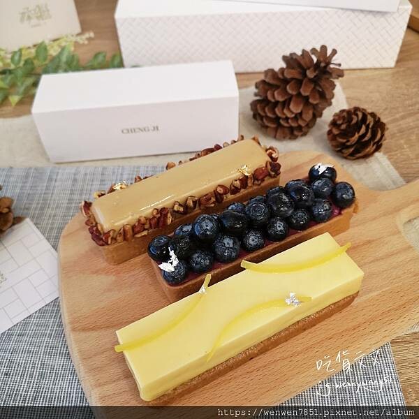 22-06-21-11-49-53-158_deco.jpg 22-06-21-11-49-53-158_deco.jpg