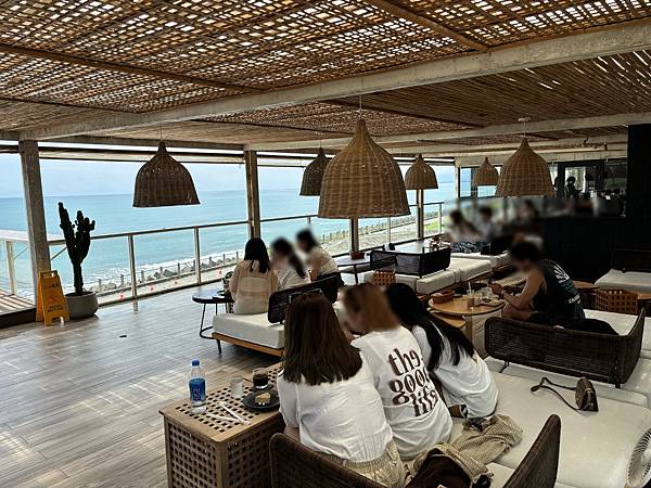 《宜蘭❤️》滿山望海，生意一直很好的景觀餐廳，東西普通但為了