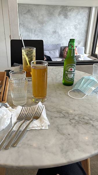 《宜蘭❤️》滿山望海，生意一直很好的景觀餐廳，東西普通但為了