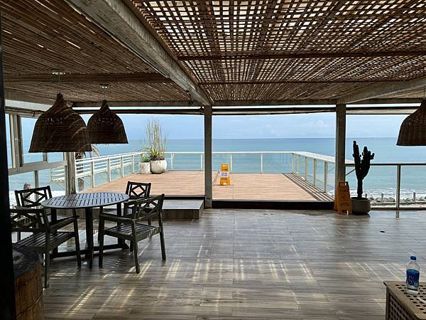 《宜蘭❤️》滿山望海，生意一直很好的景觀餐廳，東西普通但為了