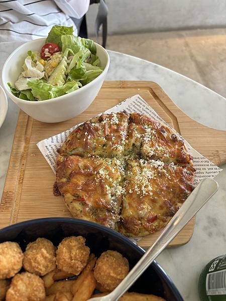 《宜蘭❤️》滿山望海，生意一直很好的景觀餐廳，東西普通但為了