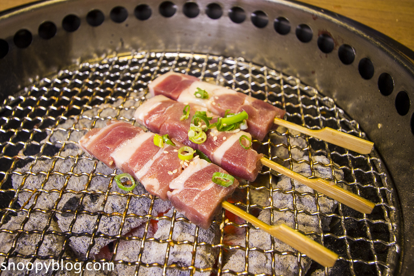 【板橋美食】板橋燒烤吃到飽|燒肉殿板橋旗艦店~燒烤吃到飽499元起,日本A5黑毛和牛、各式海鮮無限量供應、嘉士伯啤酒無限暢飲